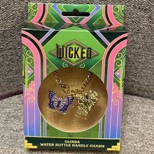 Wicked Stanley Glinda For Good CharCharms Gold Chain Water Bottle Handle Charm